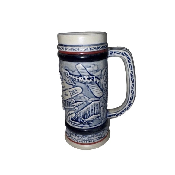 (1005) Avon 1982 Mini Beer Stein Mug Airplanes History of Flight Blue - Picture 3 of 6